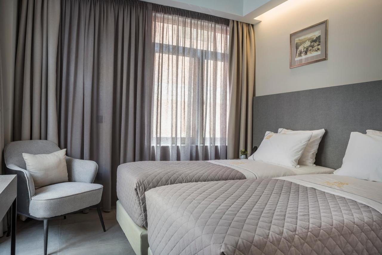 Royalty Hotel Athens Ngoại thất bức ảnh