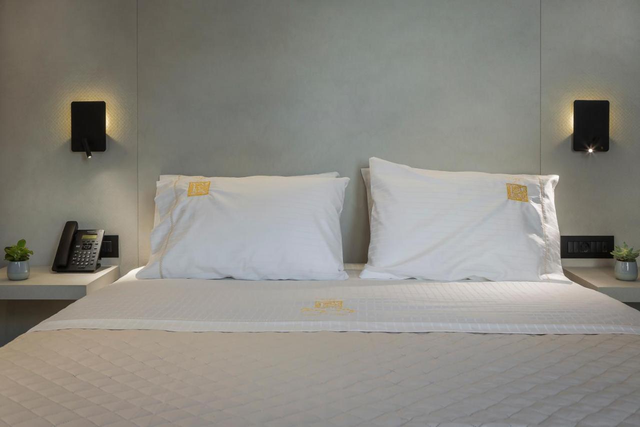 Royalty Hotel Athens Ngoại thất bức ảnh