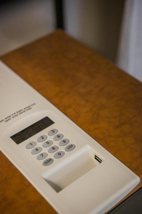Royalty Hotel Athens Ngoại thất bức ảnh