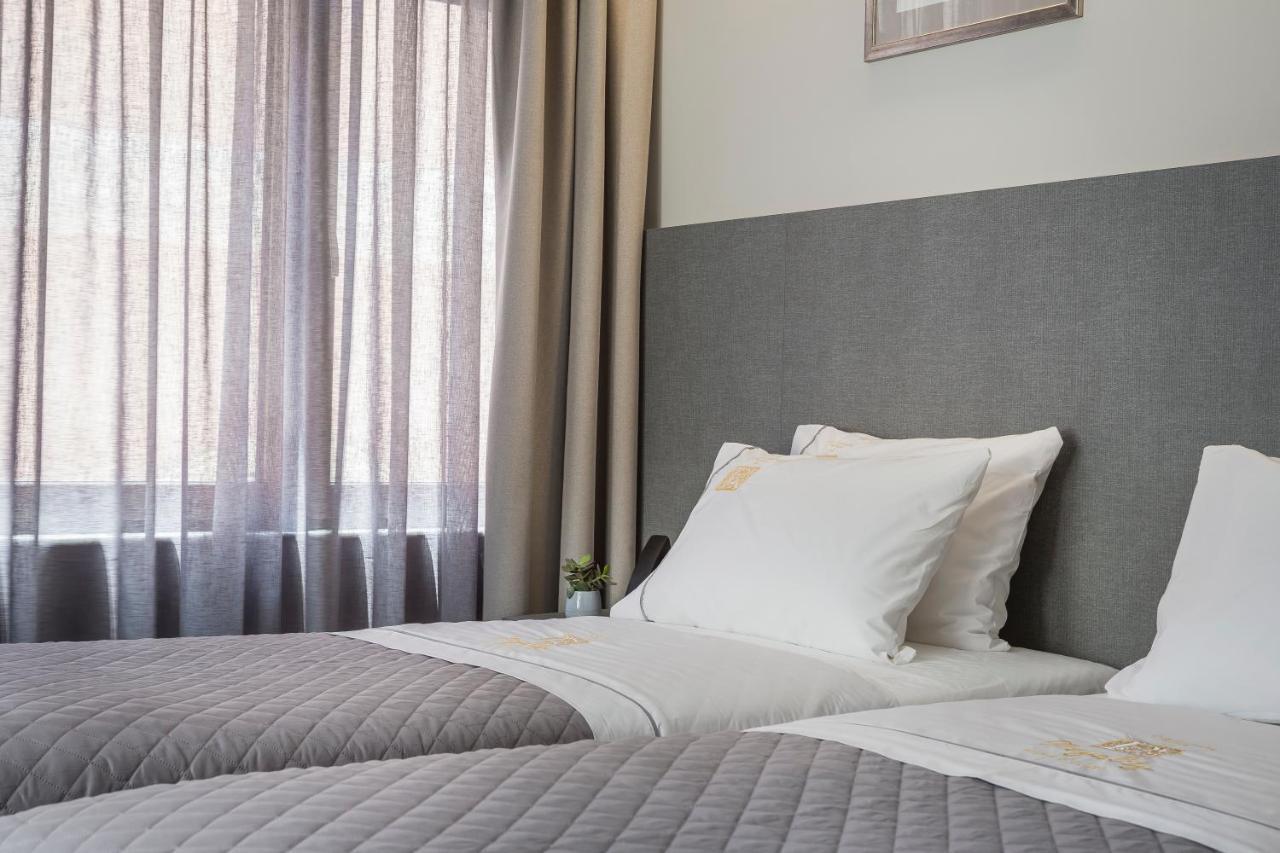 Royalty Hotel Athens Ngoại thất bức ảnh