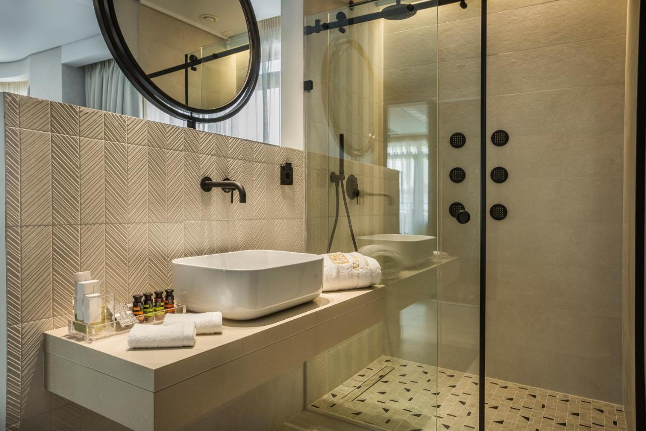 Royalty Hotel Athens Ngoại thất bức ảnh