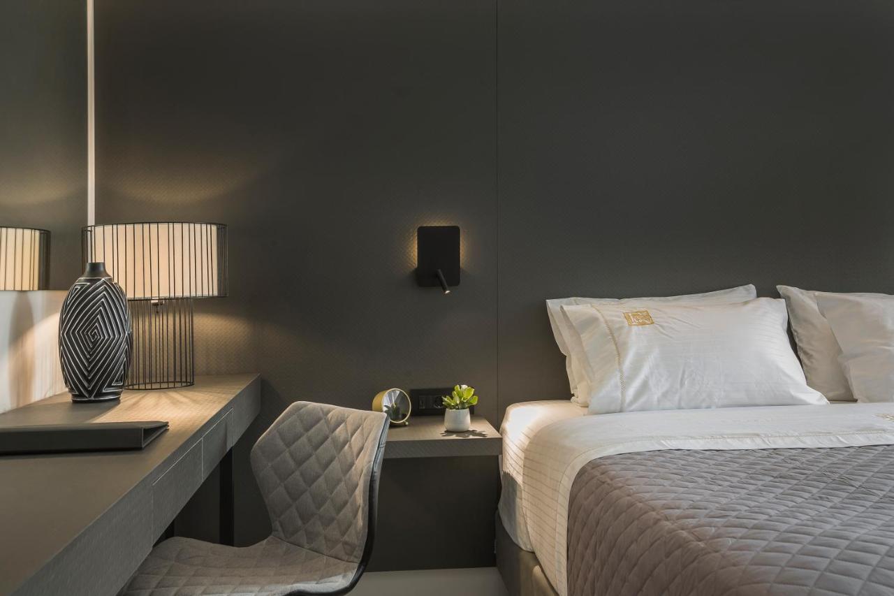 Royalty Hotel Athens Ngoại thất bức ảnh